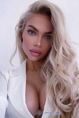 220636 - Michaela Age: 34 - Czech Republic