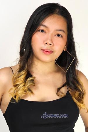 224639 - Eluisa Carbelle Age: 22 - Philippines