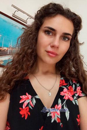 225071 - Olena Age: 25 - Ukraine