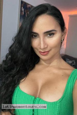Latin Woman 1207