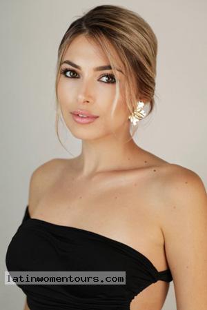 Latin Woman 1221