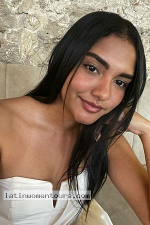 Latin Woman 1235