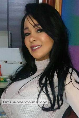 Latin Woman 1250