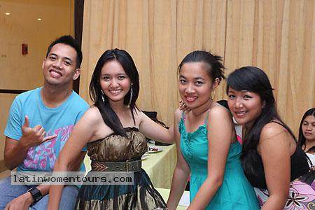 women-of-philippines-108