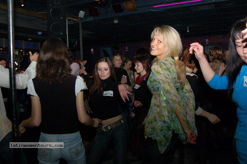 ukraine-women-0219