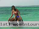 colombian women tour cartagena 0803 87