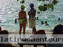 colombian women tour cartagena 0803 89