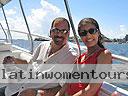 cartagena-women-boat-1104-31